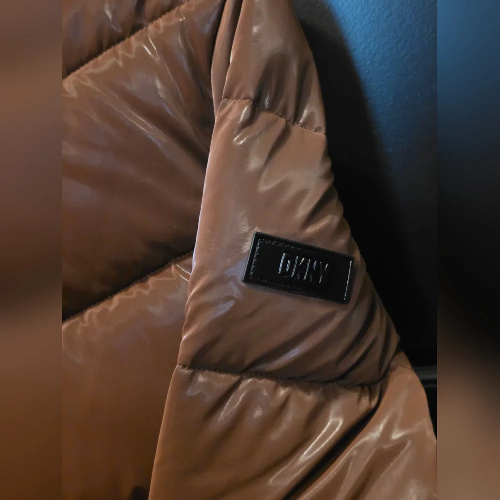 DKNY Quilted Puffer Snow Jacket in Brown Gloss with Faux Fur Hood - Picture 6 of 11